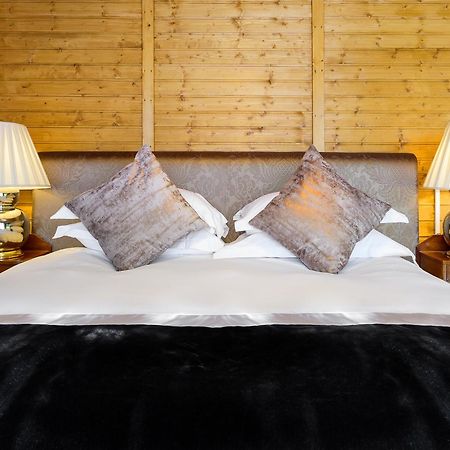 The Inn On The Green Cookham Dean Bagian luar foto